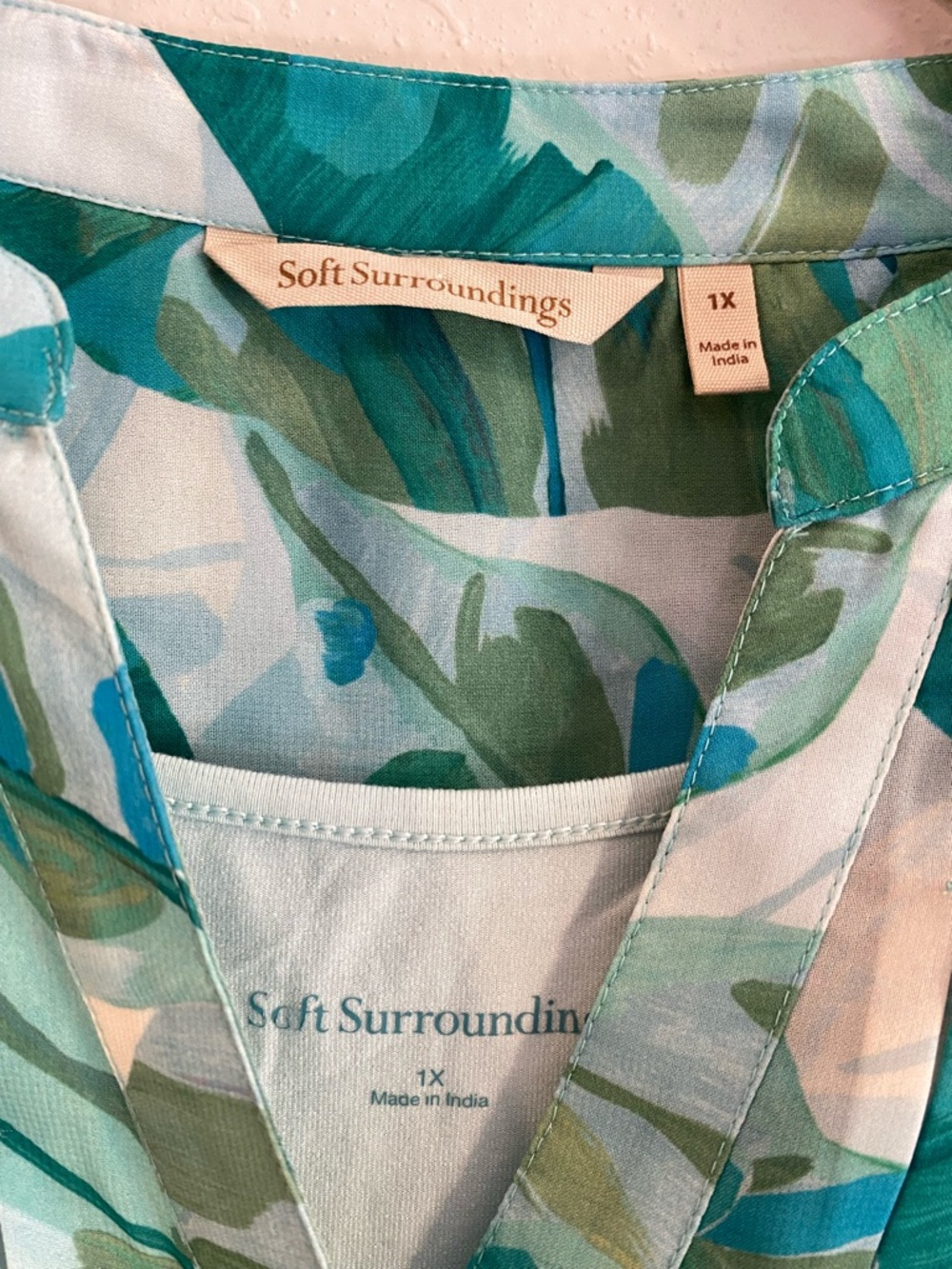 Soft Surroundings Tropical Palm Pintuck Blouse with Cami Size 1X Teal Green - Picture 2 of 12